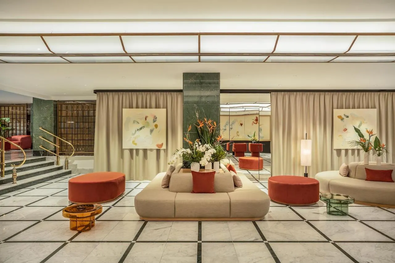 Almanac X Alcron Prague Otel